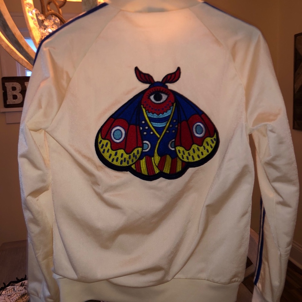 ADIDAS light jacket.. never worn. No defects!